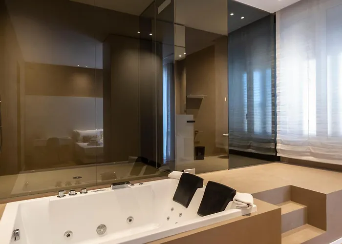 King Room Spa Bath