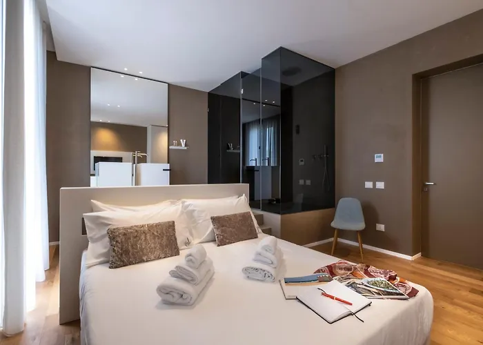 King Room Spa Bath